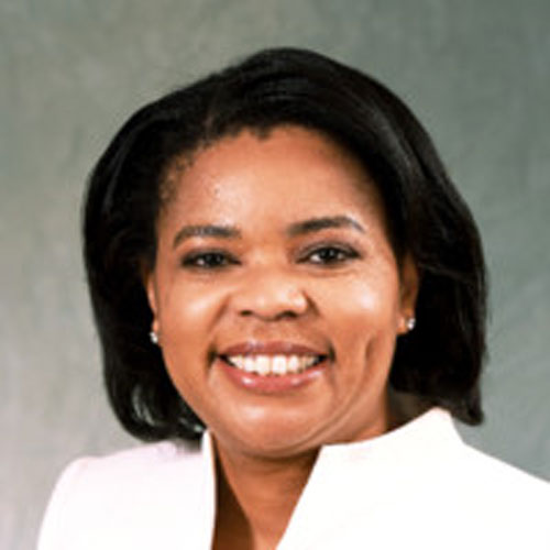 Nikki Davis headshot